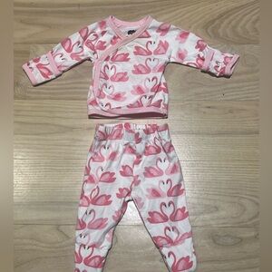 Monica & Andy Flamingo Newborn Baby Girl Coming Home Outfit Kimono Top Pants